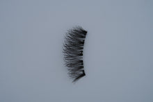 Load image into Gallery viewer, Magnetic  Eyelashes -Celeste
